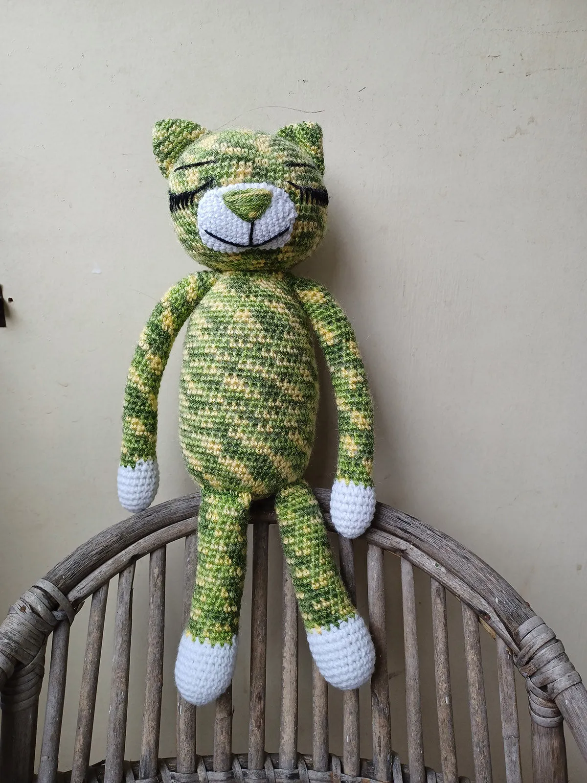 Amigurumi Large Sleepy Cat Crochet