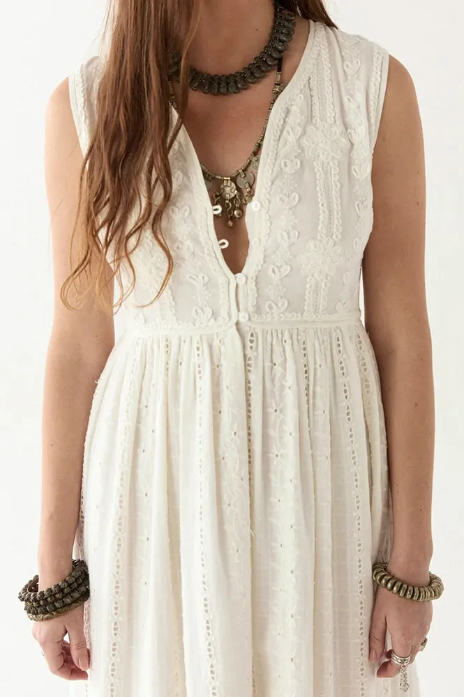 Maison Hotel Amandine Lord Byron Pearl Dress